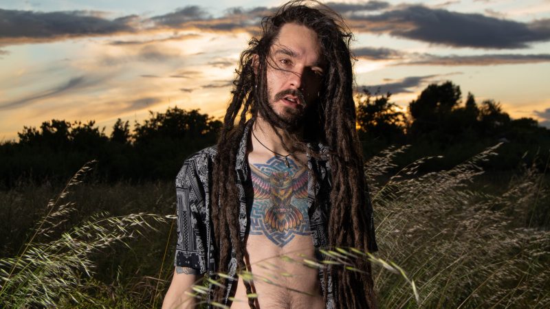 Mistah Godeh: «Al reggae no se le valora artísticamente como se merece»