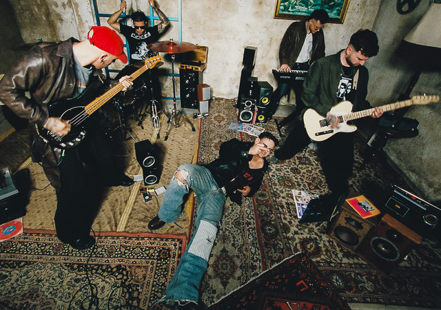 Funzo presenta ‘PALAGIRA’, su nuevo EP en solitario con el rock como protagonista